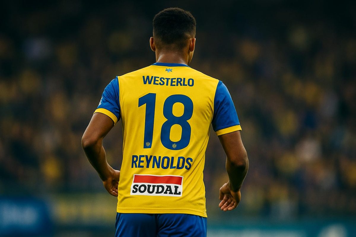 Bryan Reynolds in actie als rechtsachter van Westerlo tijdens een wedstrijd