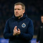 Nicky Hayen langs de zijlijn tijdens een wedstrijd van Club Brugge