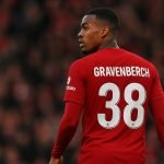 Ryan Gravenberch in actie voor Liverpool tijdens een uitwedstrijd