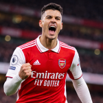 Martinelli in actie voor Arsenal