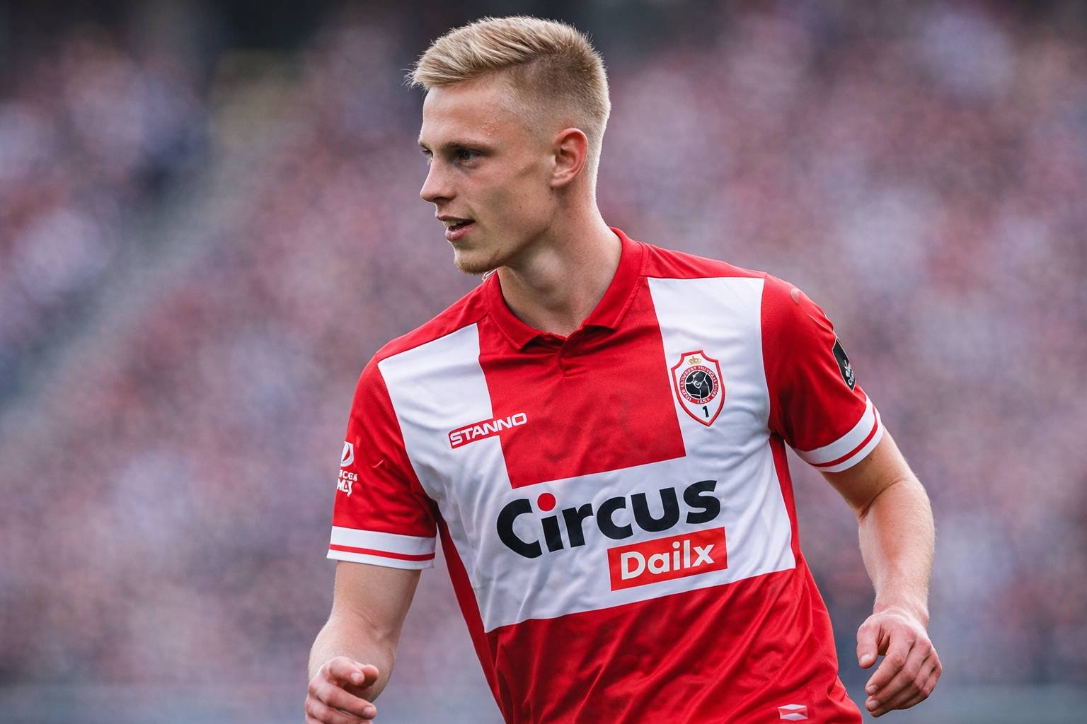 Zeno Van Den Bosch als speler van Royal Antwerp FC