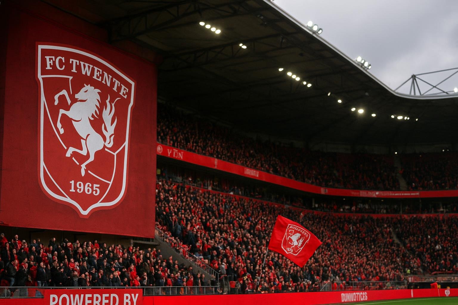 Abstract beeld van het stadion en de clubkleuren van FC Twente