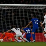 Actiebeeld uit OGC Nice tegen Go Ahead Eagles in de Europa League
