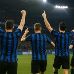 Spelers van Club Brugge vieren een Europese zege in het stadion