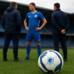 Trainingssituatie bij KRC Genk met spelers op het veld, in de context van de interesse rond Hyun Gyu-Oh