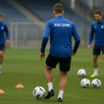 Spelers van KRC Genk tijdens een training in aanloop naar de match tegen FC Dender