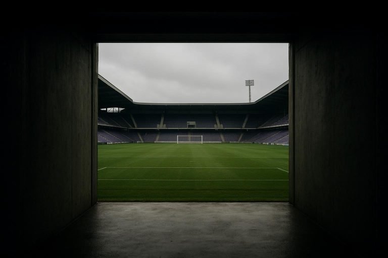 Stadiontunnel bij Patro Eisden in gespannen sfeer