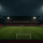 Leeg stadion onder schijnwerpers in de avond, sfeerbeeld bij transfernieuws.