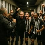Sfeerbeeld rond Charleroi na de bekerzege, met focus op de euforie in de catacomben