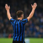 Ferran Jutgla viert een doelpunt in een wedstrijdshirt van Club Brugge