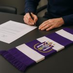 Marco Kana van RSC Anderlecht bij een moment rond zijn contractverlenging