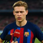 Frenkie de Jong van FC Barcelona reageert na afloop van de wedstrijd.