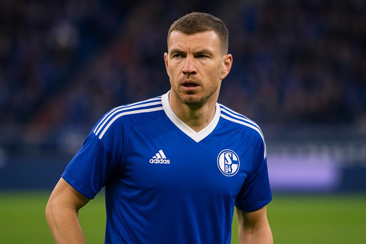 Edin Dzeko in wedstrijdtenue tijdens een moment op het veld