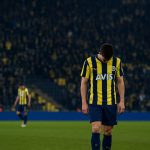 Teleurgestelde sfeer in het stadion van Fenerbahçe na de 0-3 nederlaag tegen Nottingham Forest