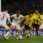 Spelmoment tijdens RB Leipzig tegen Borussia Dortmund in de Bundesliga