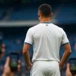 Sfeerbeeld rond Real Madrid in stadioncontext zonder herkenbare gezichten, bij nieuws over de excuses van Dean Huijsen.