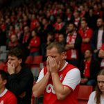 Sfeerbeeld van de tribunes in Sclessin bij Standard Luik