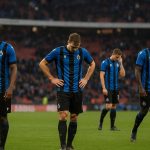 Spelers van Club Brugge in het stadion van Atlético Madrid na de Champions League-uitschakeling