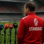 Vincent Euvrard langs de zijlijn bij Standard tijdens een competitiewedstrijd