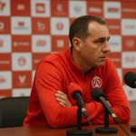 Michiel De Jonckheere, trainer van KV Kortrijk, tijdens een persmoment