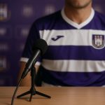 Sfeerbeeld rond RSC Anderlecht in een stadionomgeving zonder herkenbare gezichten