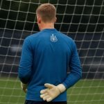 Bart Verbruggen tijdens een training als doelman, met een doelnet op de achtergrond