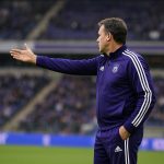 Jérémy Taravel langs de zijlijn bij RSC Anderlecht