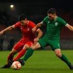 Spelers van Standard en RAAL La Louvière tijdens het duel in de Jupiler Pro League