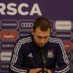 Pär Zetterberg in Anderlecht-context met stadion op de achtergrond