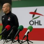 Sfeerbeeld van Oud-Heverlee Leuven in stadioncontext rond sportieve directie
