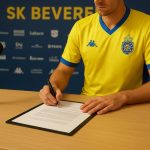 Bob Peeters van SK Beveren tijdens een moment rond de clubwerking op de Freethiel