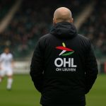 Felice Mazzu, coach van OH Leuven, langs de zijlijn tijdens een wedstrijd
