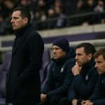 De bank van RSC Anderlecht langs de zijlijn tijdens een wedstrijd