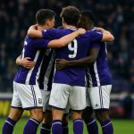 Spelers van RSC Anderlecht vieren een doelpunt tijdens een wedstrijd in de Jupiler Pro League