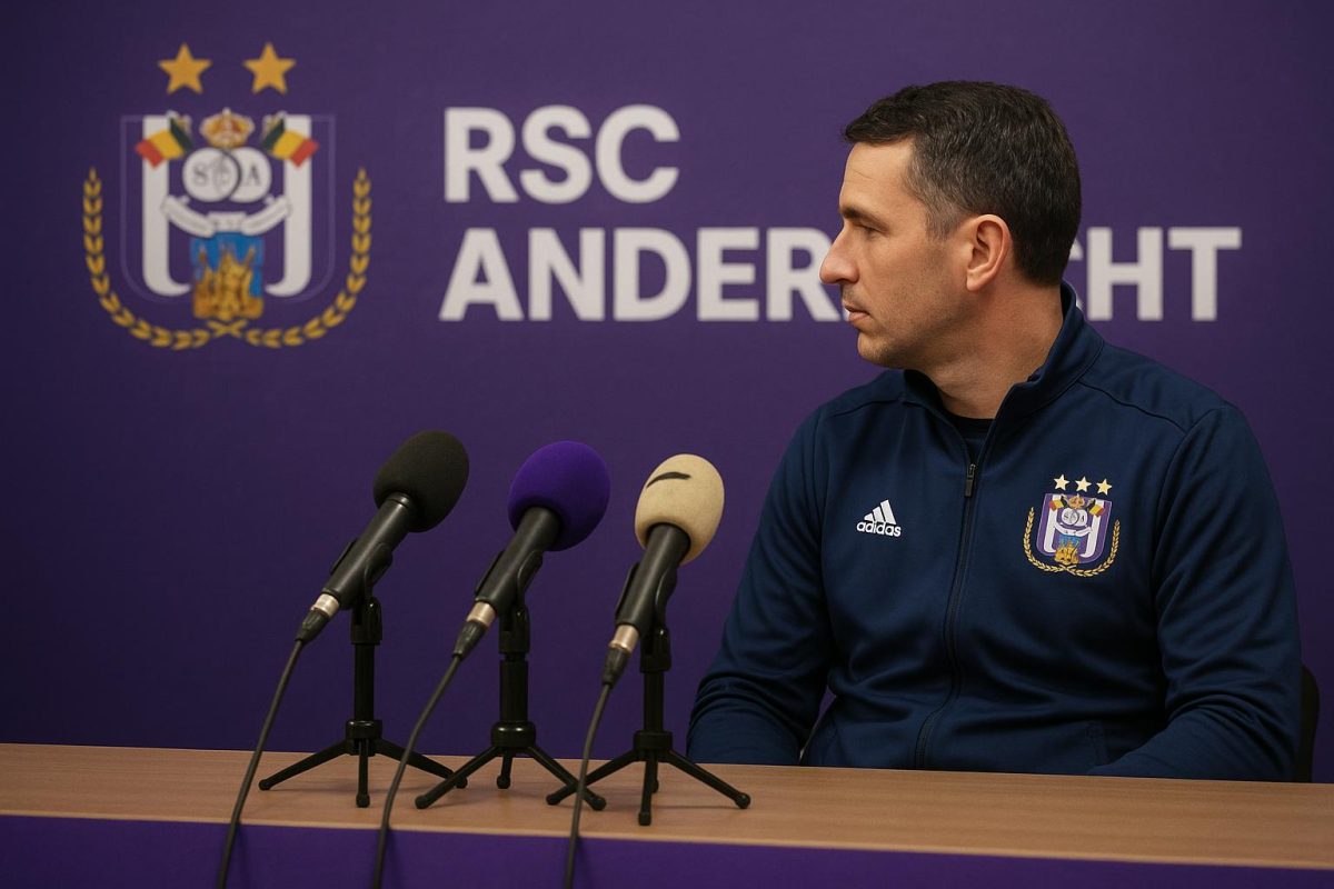 Jérémy Taravel van Anderlecht tijdens een persmoment in aanloop naar de bekeropdracht
