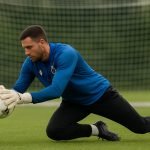 Dani van den Heuvel op training bij Club Brugge, gezien vanop afstand