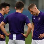 Nathan De Cat viert bij RSC Anderlecht na de bekermatch tegen Antwerp