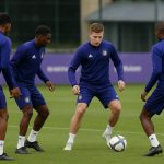 Spelers van RSC Anderlecht tijdens een training met focus op balbezit