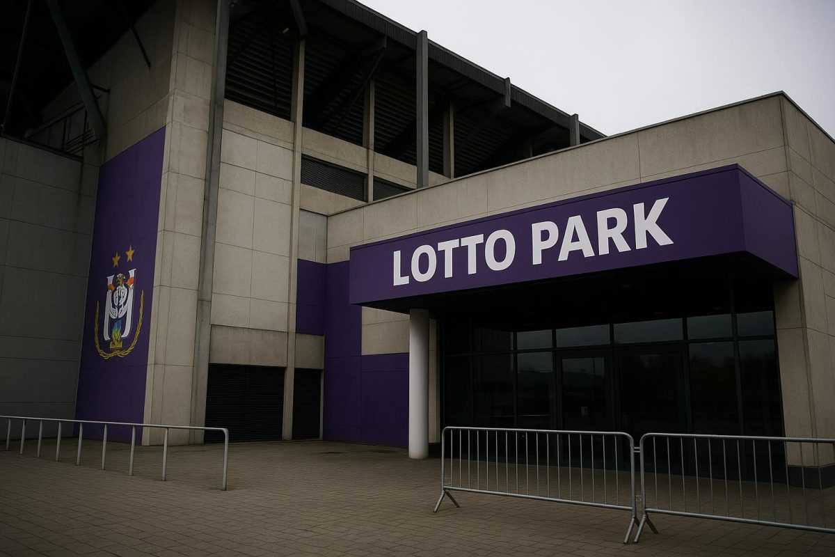 Sfeerbeeld aan het Lotto Park bij RSC Anderlecht zonder herkenbare gezichten