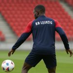 Yan Diomandé van RB Leipzig tijdens een training, in aanloop naar transfergeruchten