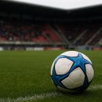 Bal in een stadionomgeving bij een wedstrijd in de Challenger Pro League
