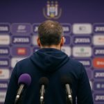 Sfeerbeeld aan de zijlijn in het Lotto Park bij RSC Anderlecht