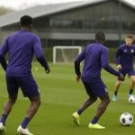 Training bij RSC Anderlecht in Neerpede met spelers op het veld