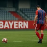 Sfeerbeeld van een training bij Bayern München, met spelers op het veld zonder herkenbare gezichten