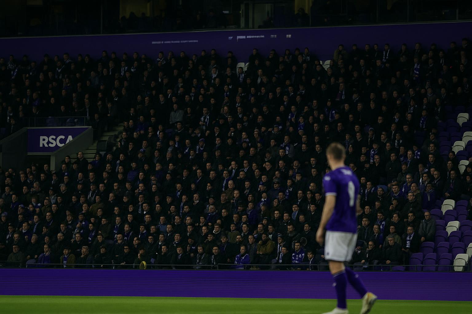 Sfeerbeeld in het Lotto Park bij RSC Anderlecht