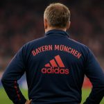 Vincent Kompany als coach van Bayern München langs de zijlijn