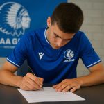 Joachim Djamba Shango tekent zijn eerste profcontract bij KAA Gent