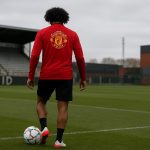 Joshua Zirkzee op training bij Manchester United, gefotografeerd zonder herkenbare gezichten