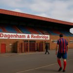 Sfeerbeeld van een Engels non-leaguestadion bij Dagenham & Redbridge