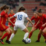 Speelsters van de Red Flames tijdens een wedstrijdmoment tegen Israël